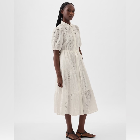GAP NWT Eyelet Tiered MIDI Dress - Medium - Picture 3 of 3